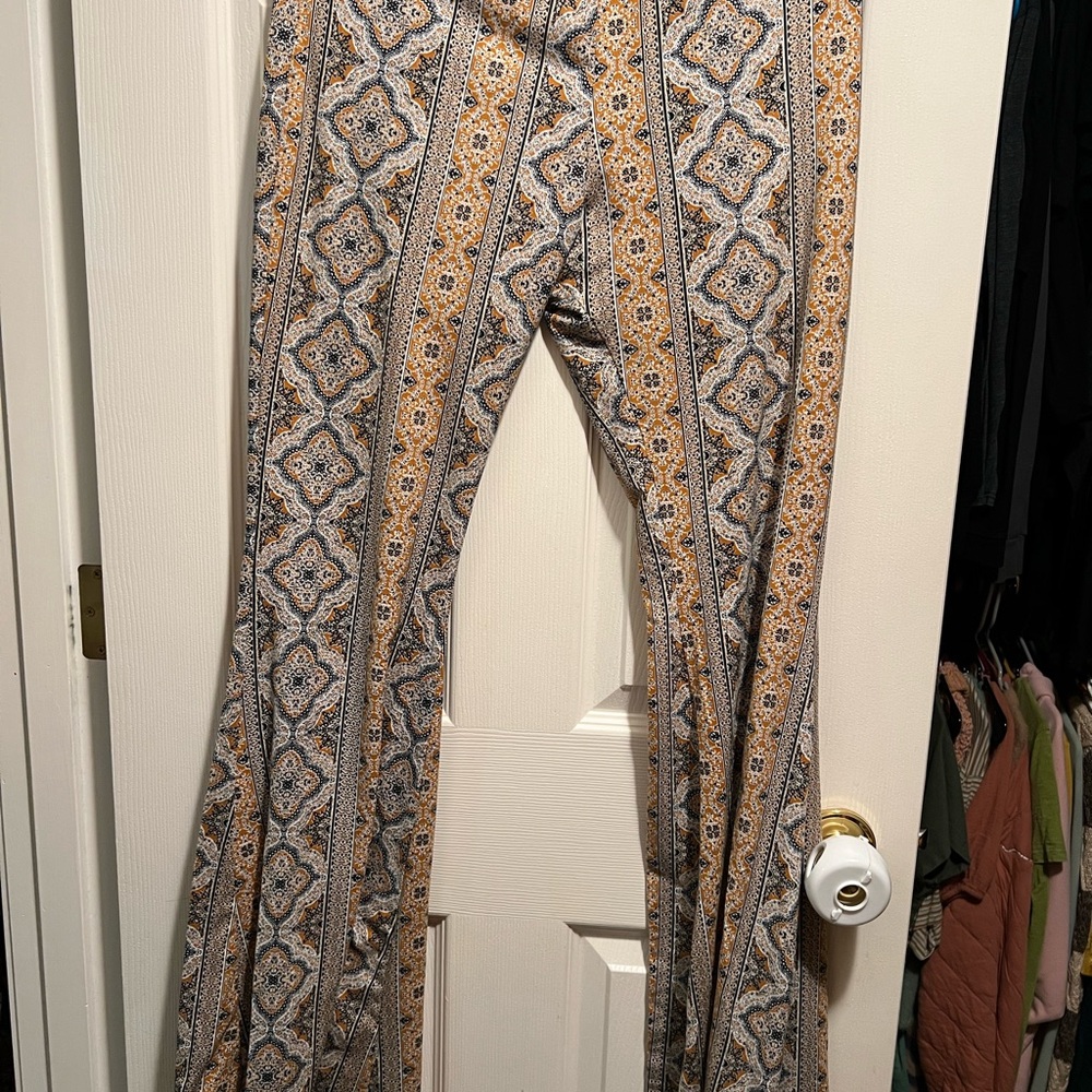 Fashionomics Vintage-Inspired Patterned Pants